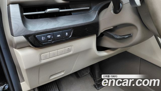 Kia Canival 2022 — photo 29