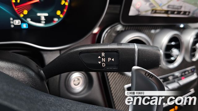 Mercedes-Benz GLC-Class 2020 — photo 12