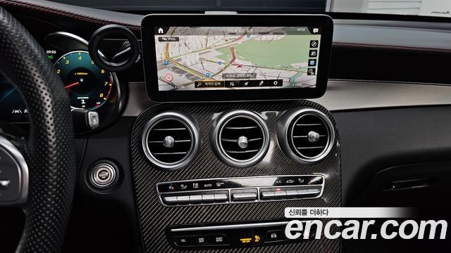 Mercedes-Benz GLC-Class 2020 — photo 19