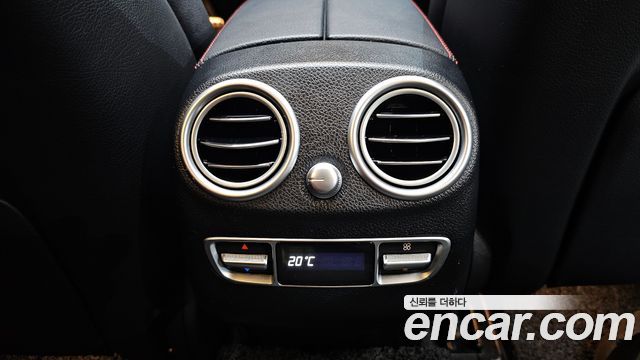 Mercedes-Benz GLC-Class 2020 — photo 27