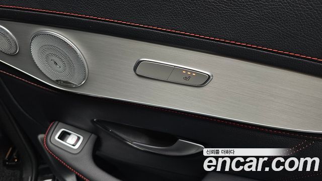 Mercedes-Benz GLC-Class 2020 — photo 30