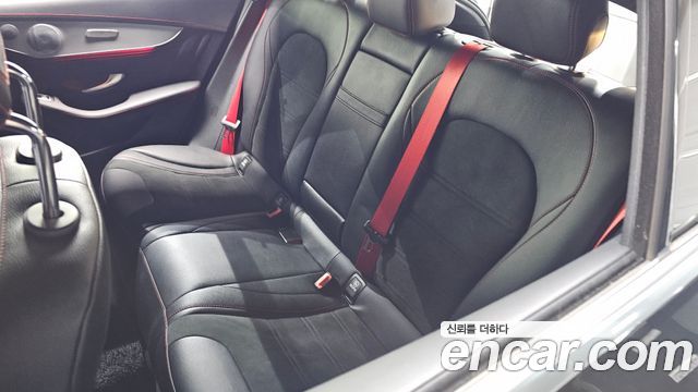 Mercedes-Benz GLC-Class 2020 — photo 32