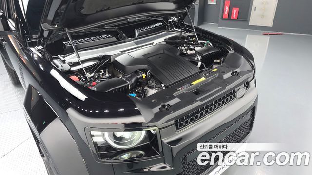 Land Rover Defender 2026 — photo 6