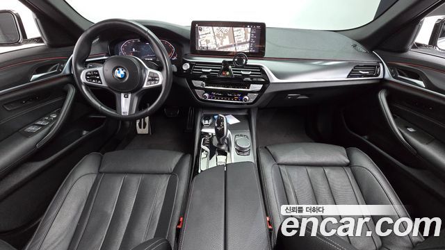 BMW 5-Series 2023 — photo 7
