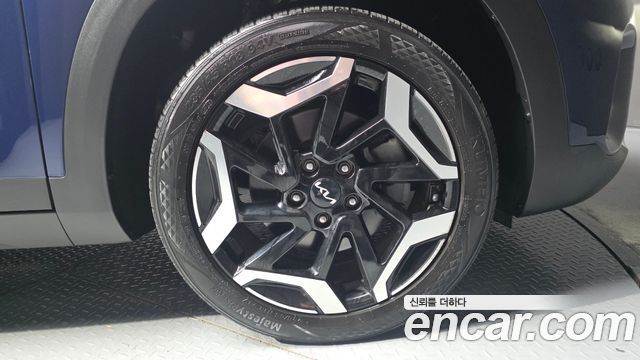 Kia Seltos 2023 — photo 7