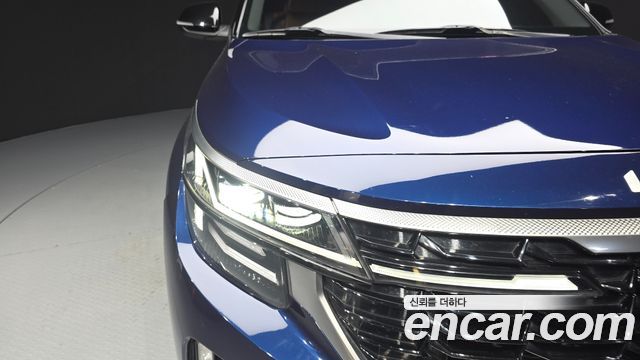 Kia Seltos 2023 — photo 8