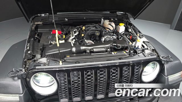 Jeep Gladiator 2023 — photo 6