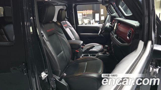 Jeep Gladiator 2023 — photo 17