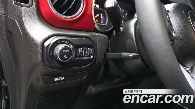 Jeep Gladiator 2023 — photo 29