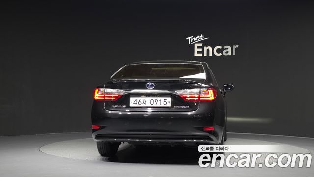 Lexus ES 2016 — photo 4