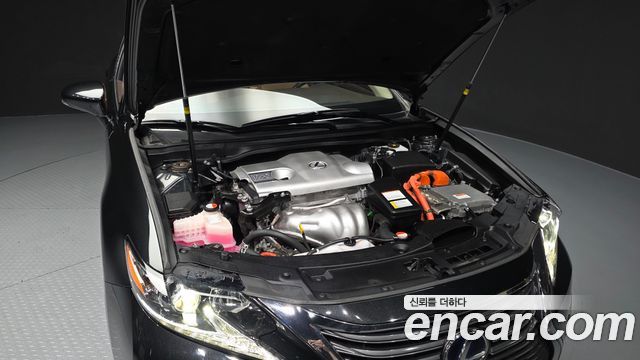Lexus ES 2016 — photo 6