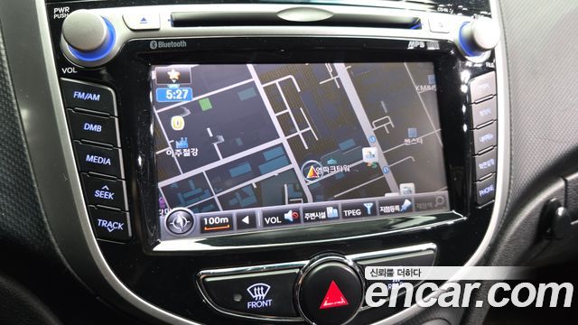 Hyundai Accent 2014 — photo 20