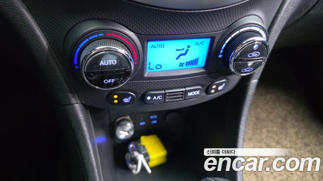 Hyundai Accent 2014 — photo 23