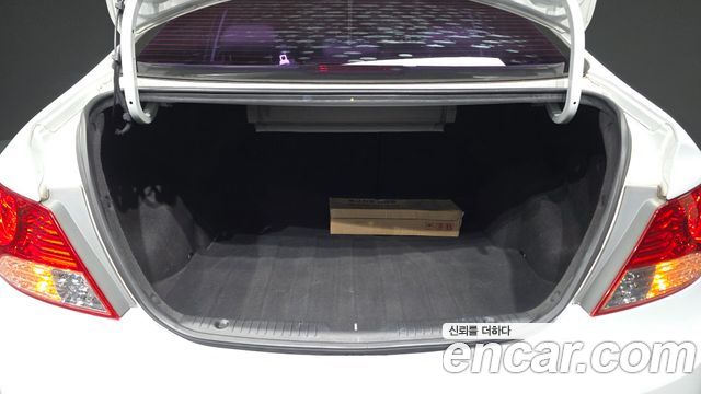 Hyundai Accent 2014 — photo 26