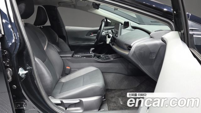 Toyota Prius 2026 — photo 17