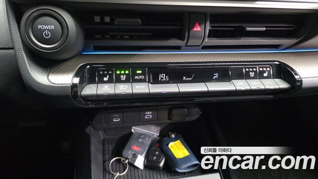 Toyota Prius 2026 — photo 23