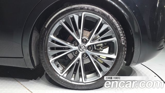 Toyota Prius 2026 — photo 7