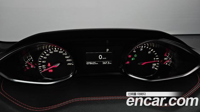 Peugeot 308 2018 — photo 11
