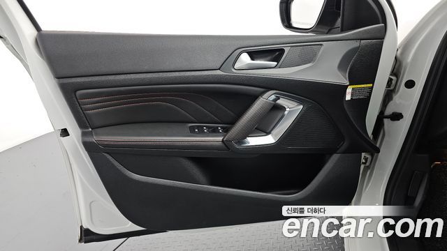 Peugeot 308 2018 — photo 14