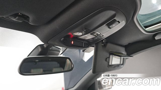 Peugeot 308 2018 — photo 27