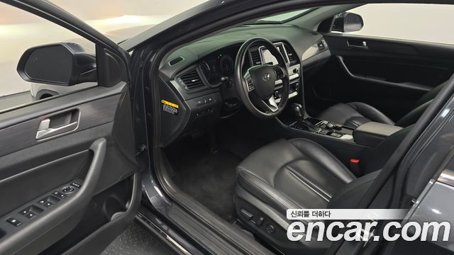 Hyundai Sonata 2019 — photo 13