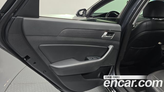 Hyundai Sonata 2019 — photo 15