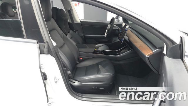 Tesla Model 3 2020 — photo 17