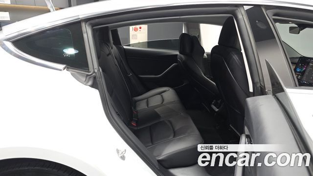 Tesla Model 3 2020 — photo 18