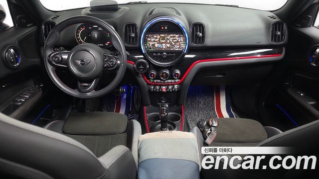 Mini Countryman 2021 — photo 10