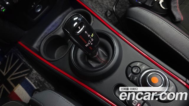Mini Countryman 2021 — photo 12