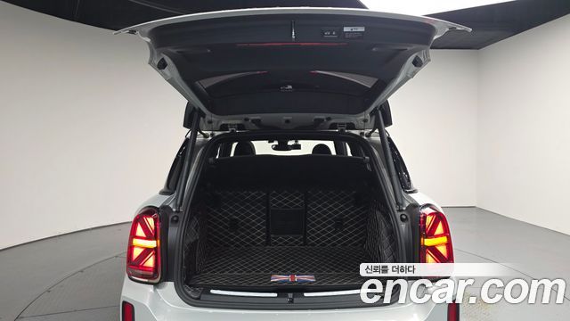 Mini Countryman 2021 — photo 26