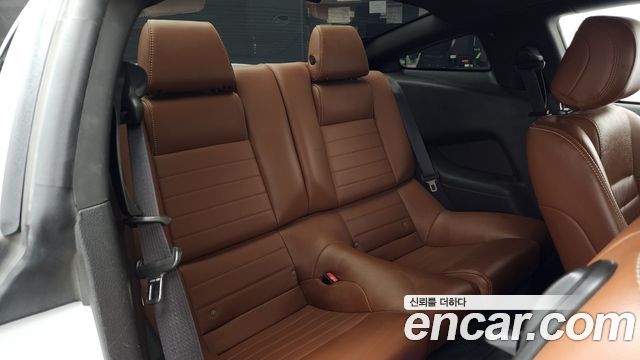 Ford Mustang 2014 — photo 12