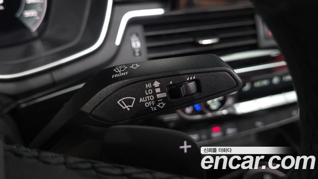 Audi A4 2021 — photo 31