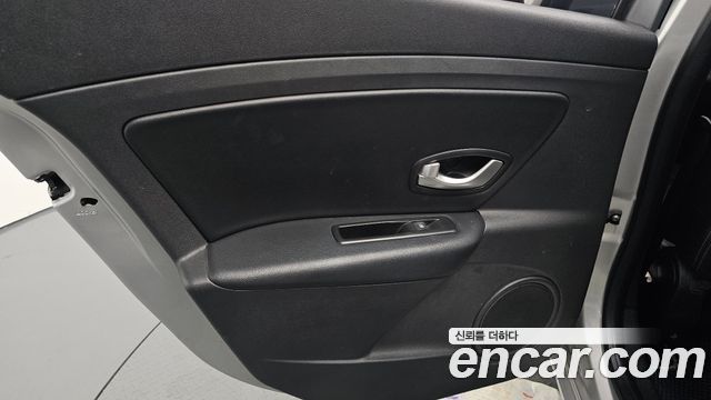 Renault Korea SM3 2015 — photo 15