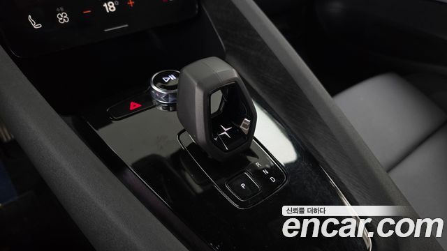 Polestar Polestar 2 2022 — photo 9