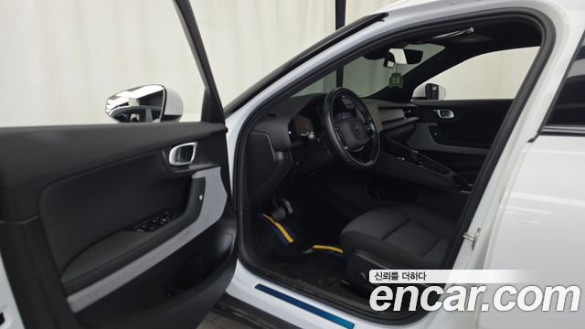 Polestar Polestar 2 2022 — photo 10
