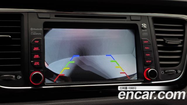 Kia Canival 2016 — photo 15