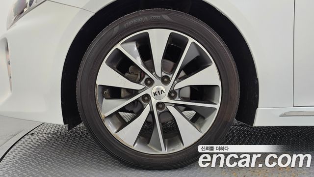 Kia K5 2016 — photo 5