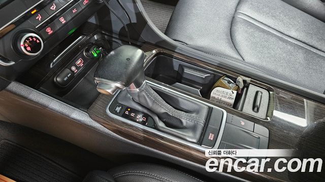 Kia K5 2016 — photo 12