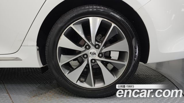 Kia K5 2016 — photo 7