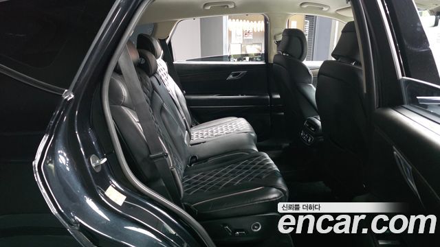 Genesis GV80 2020 — photo 18
