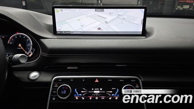 Genesis GV80 2020 — photo 27