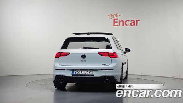 Volkswagen Golf 2024 — photo 4