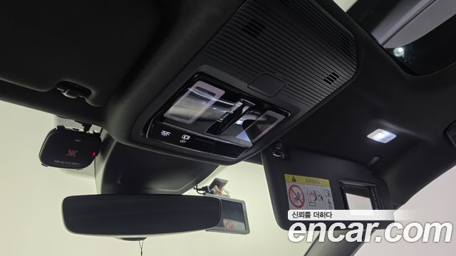 Volkswagen Golf 2024 — photo 28