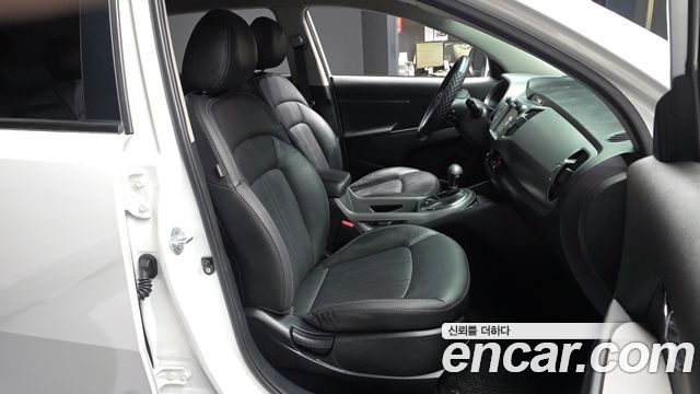 Kia Sportage 2016 — photo 17