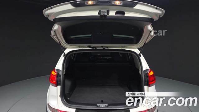 Kia Sportage 2016 — photo 34