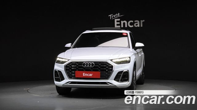 Audi Q5 2023 — photo 3
