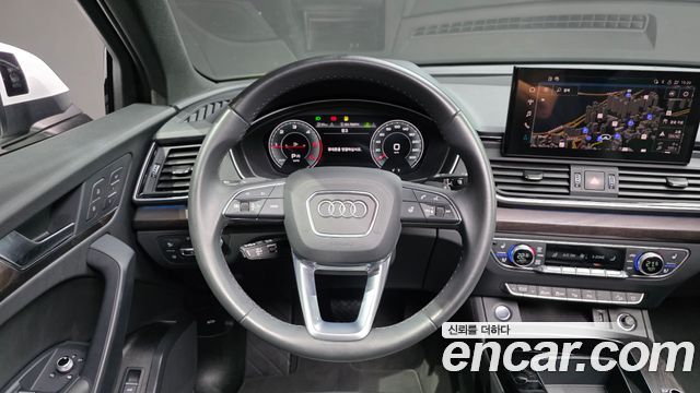 Audi Q5 2023 — photo 19