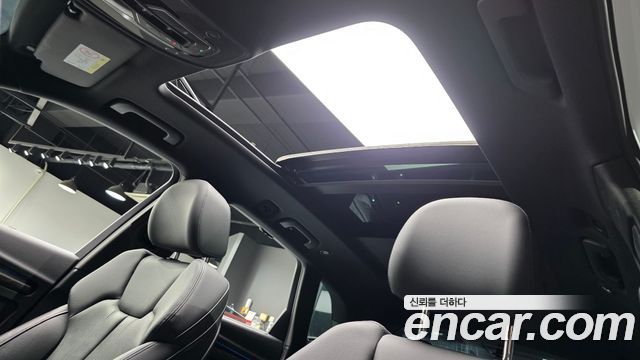 Audi Q5 2023 — photo 28
