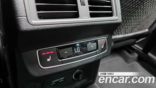 Audi Q5 2023 — photo 29